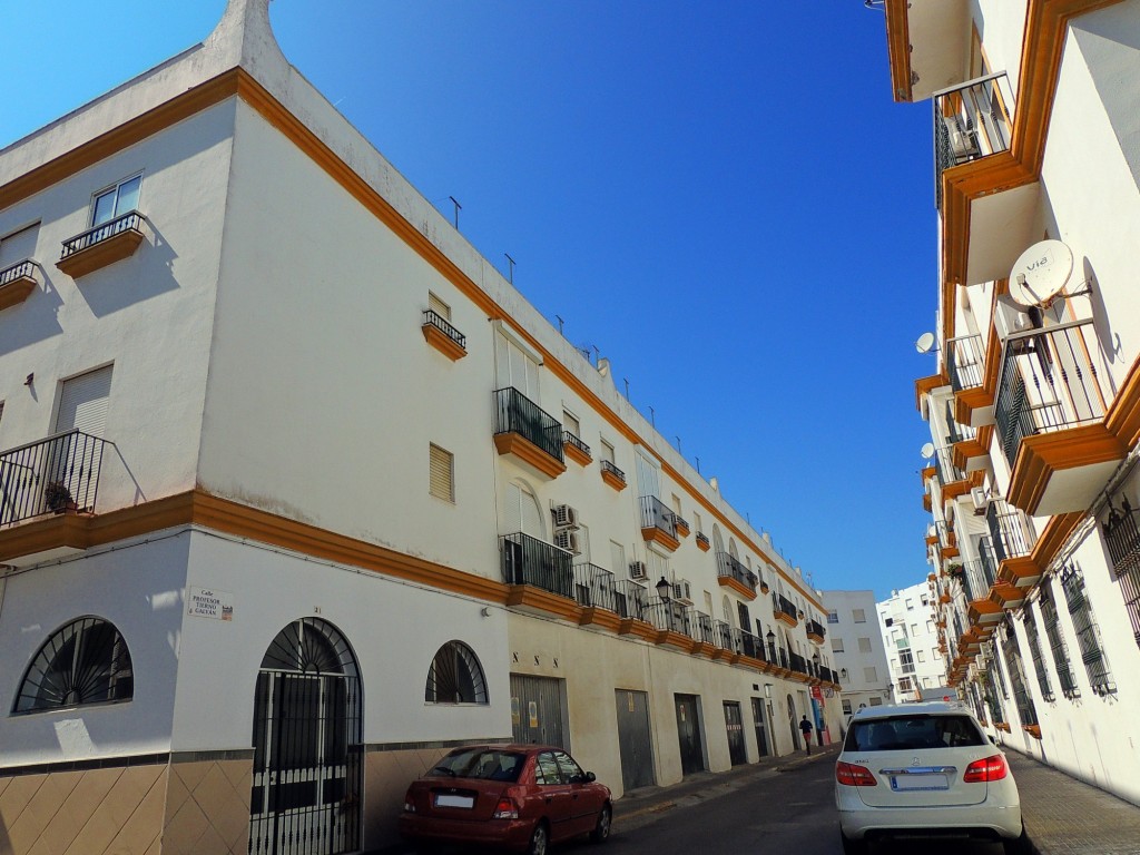 Foto: Calle Profesor Tierno Galván - Barbate (Cádiz), España
