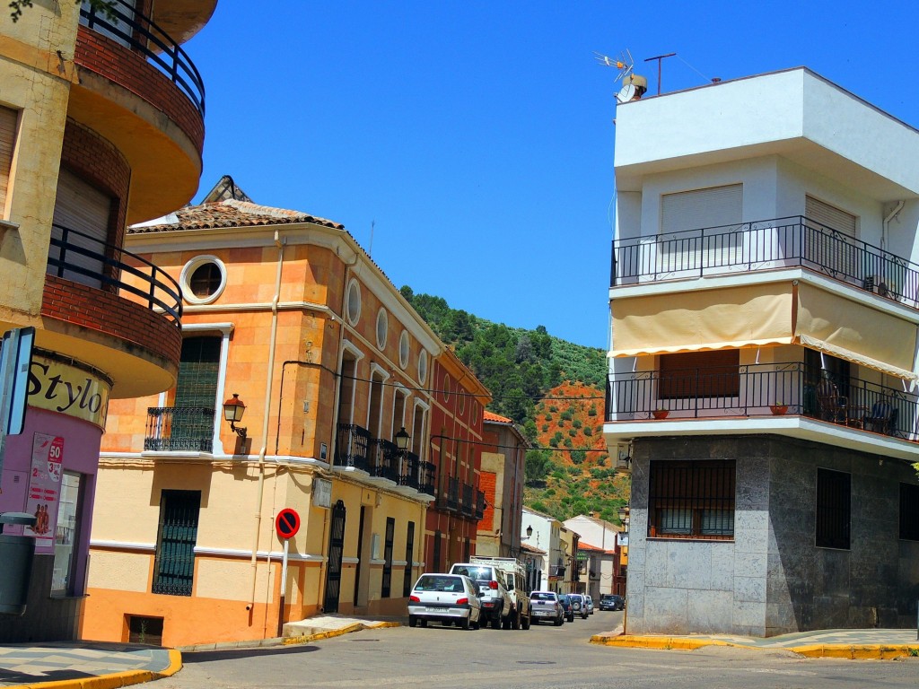 Foto: Calle Primero de Mayo - Puerta de Segura (Jaén), España