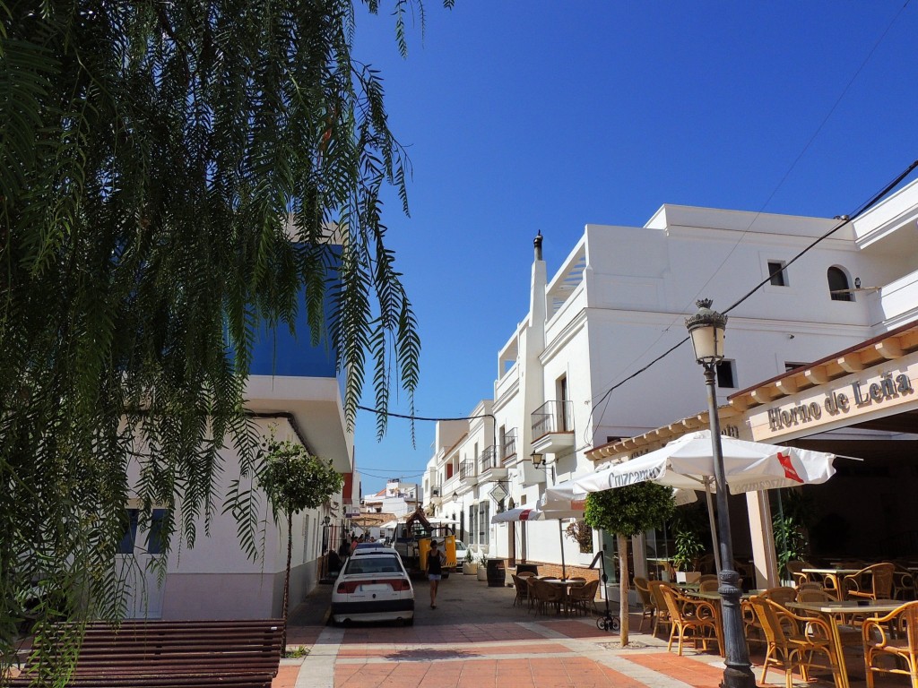 Foto: Calle Real - Zahara de los Atunes (Cádiz), España