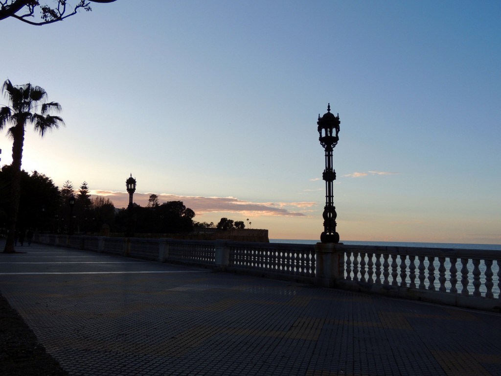 Foto: Un paseo por la alameda - Cádiz (Andalucía), España