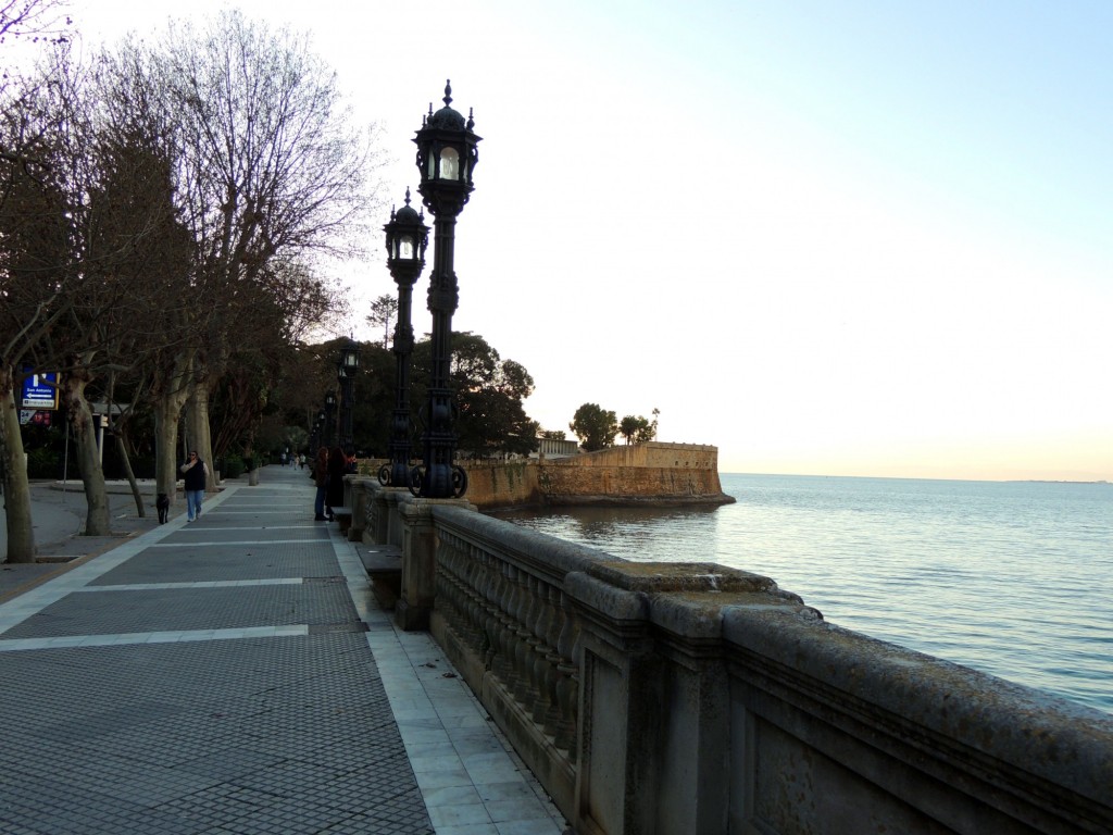 Foto: Un paseo por la alameda - Cádiz (Andalucía), España