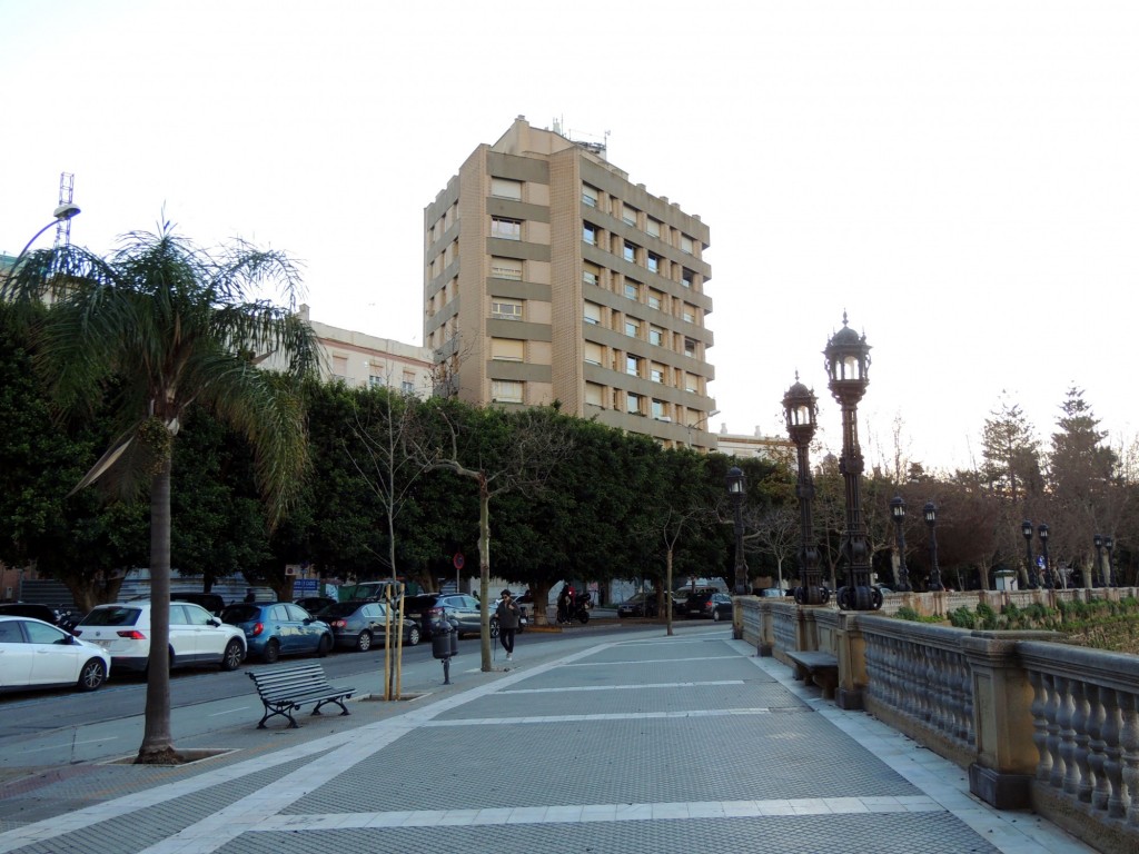 Foto: Un paseo por la alameda - Cádiz (Andalucía), España