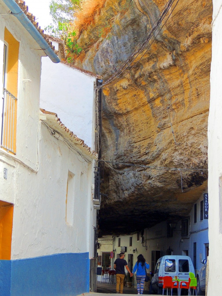 Foto: Calle Ronda - Setenil de las Bodegas (Cádiz), España