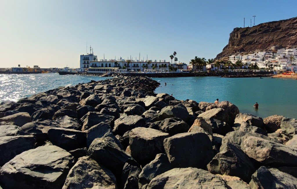 Foto: Escolleras - Puerto de Mogán (Las Palmas), España