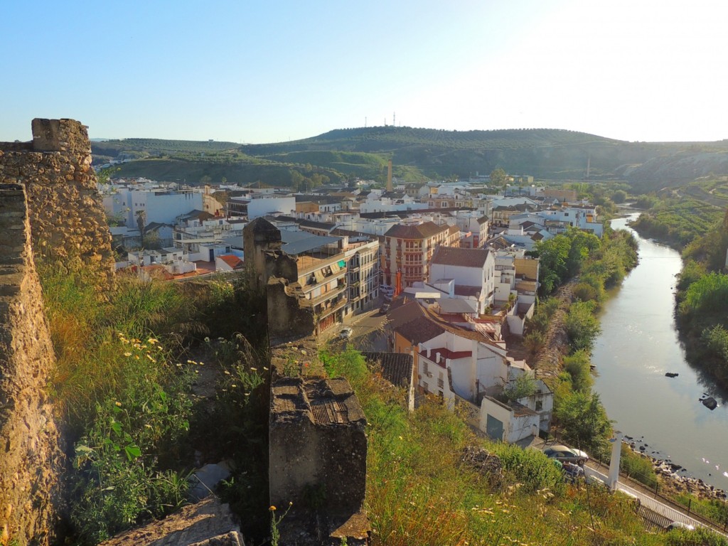 Foto: Calle San Sebastián y el Río - Puente Genil (Córdoba), España