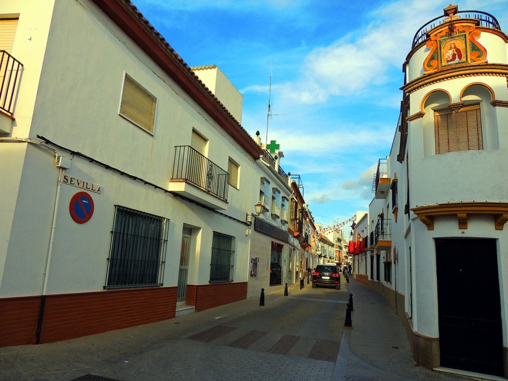 Foto: Calle Sevilla - Hinojos (Huelva), España