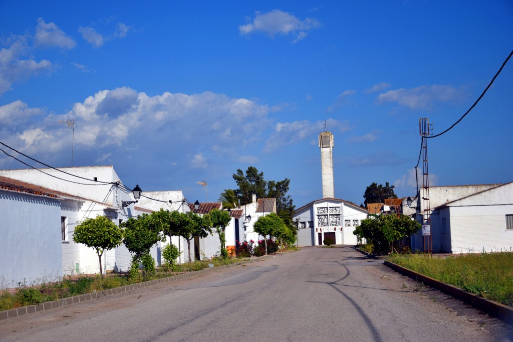 Foto: Calle Todos los Santos - Vetaherrado (Sevilla), España