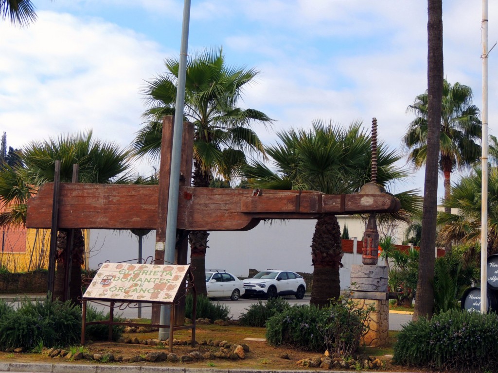 Foto: Glorieta Donantes de Órganos - Villanueva del Ariscal (Sevilla), España