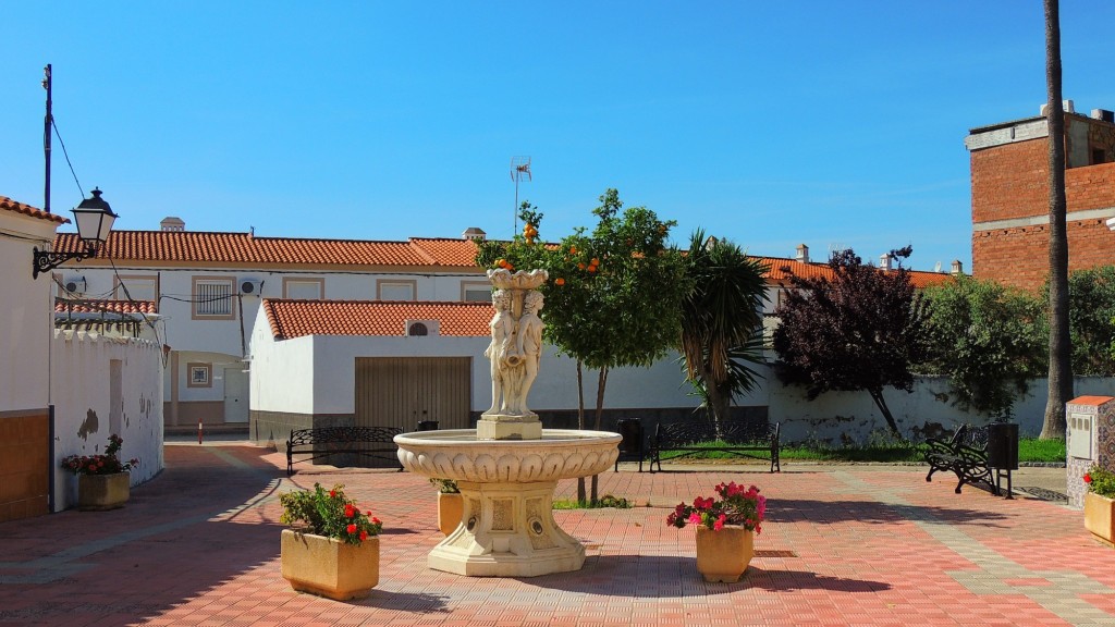 Foto: Plaza de la Reina Mora - Guadalema de los Quinteros (Sevilla), España
