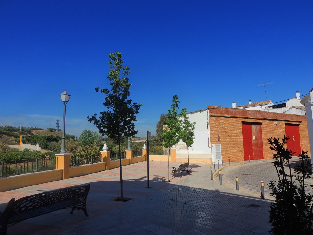 Foto: Plaza a la Mujer Manantera - Puente Genil (Córdoba), España