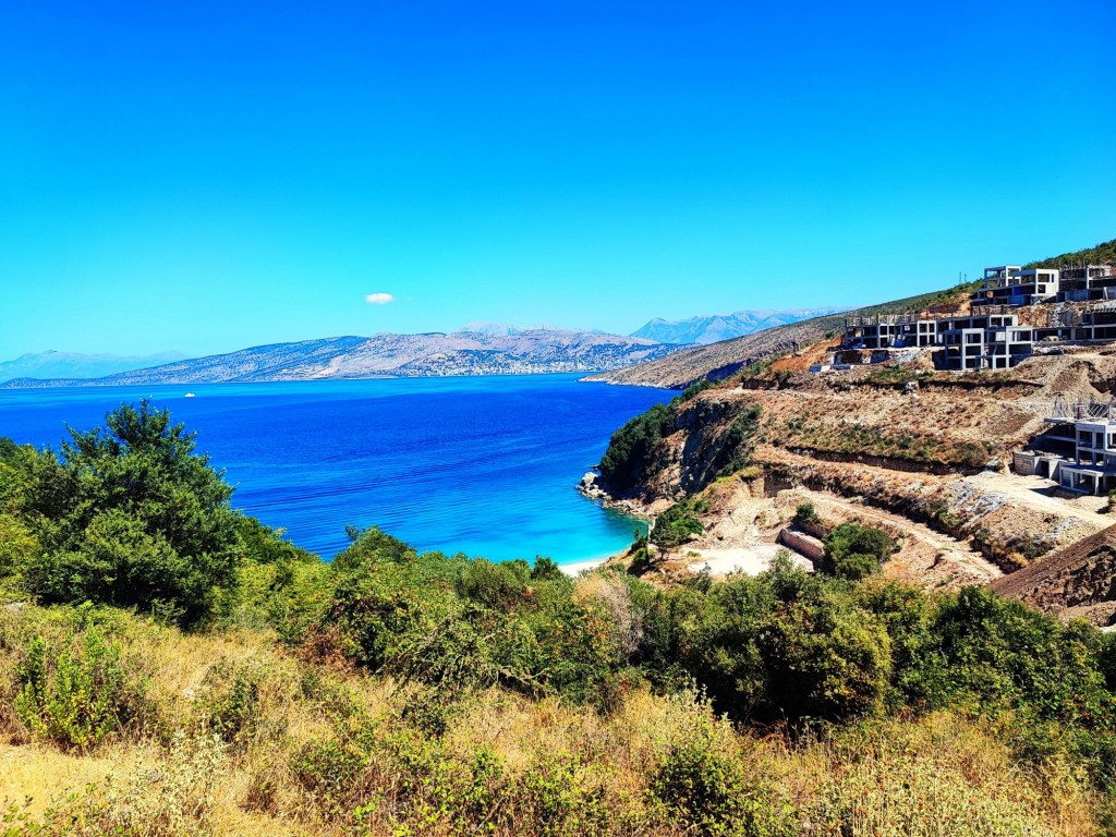 Foto: Plazhi i Manastirit - Sarandë (Vlorë), Albania
