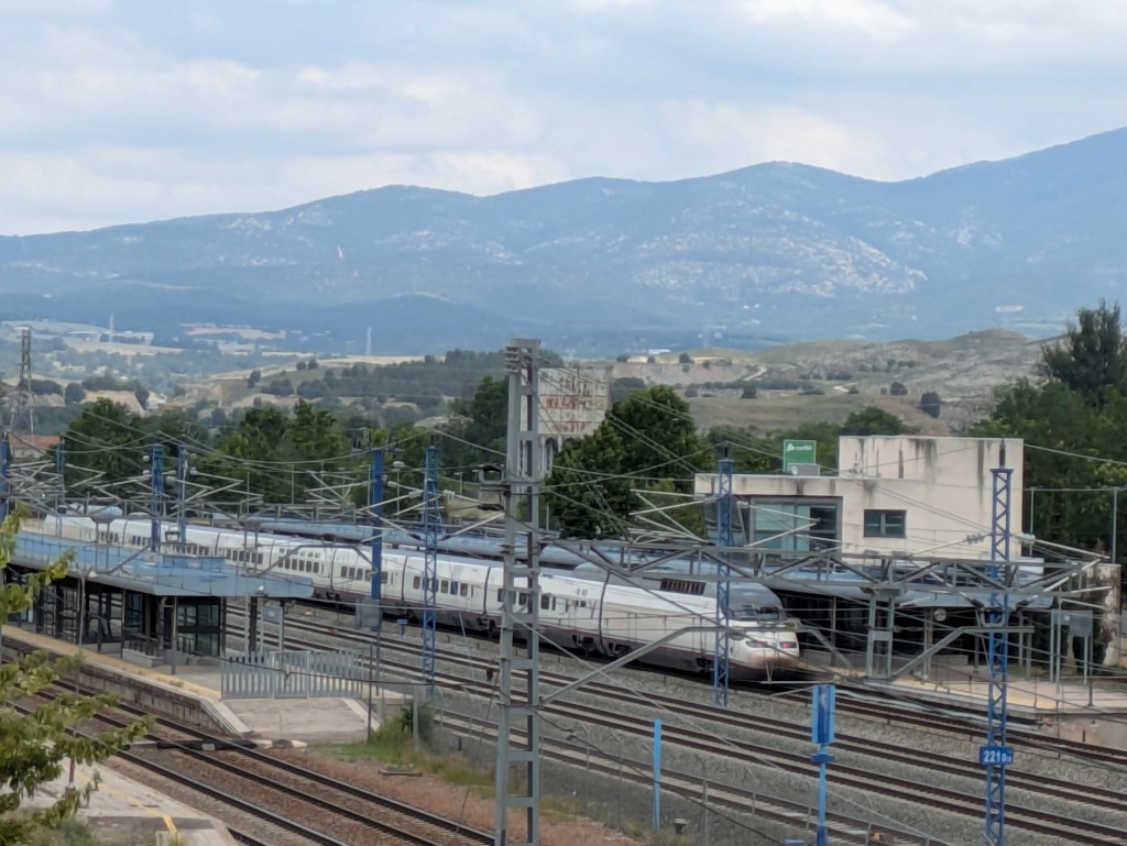 Foto: Unidad de primera generación de AVE-RENFE - Calatayud (Zaragoza), España