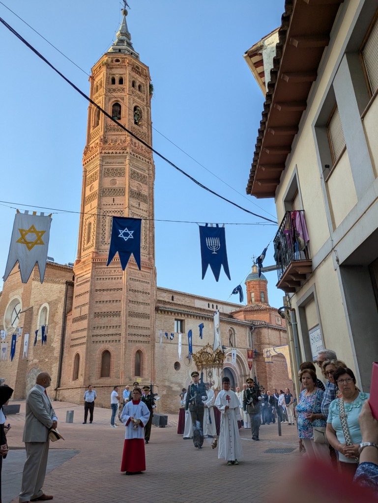 Foto: Procesión del CORPUS CHRISTI 2025 - Calatayud (Zaragoza), España