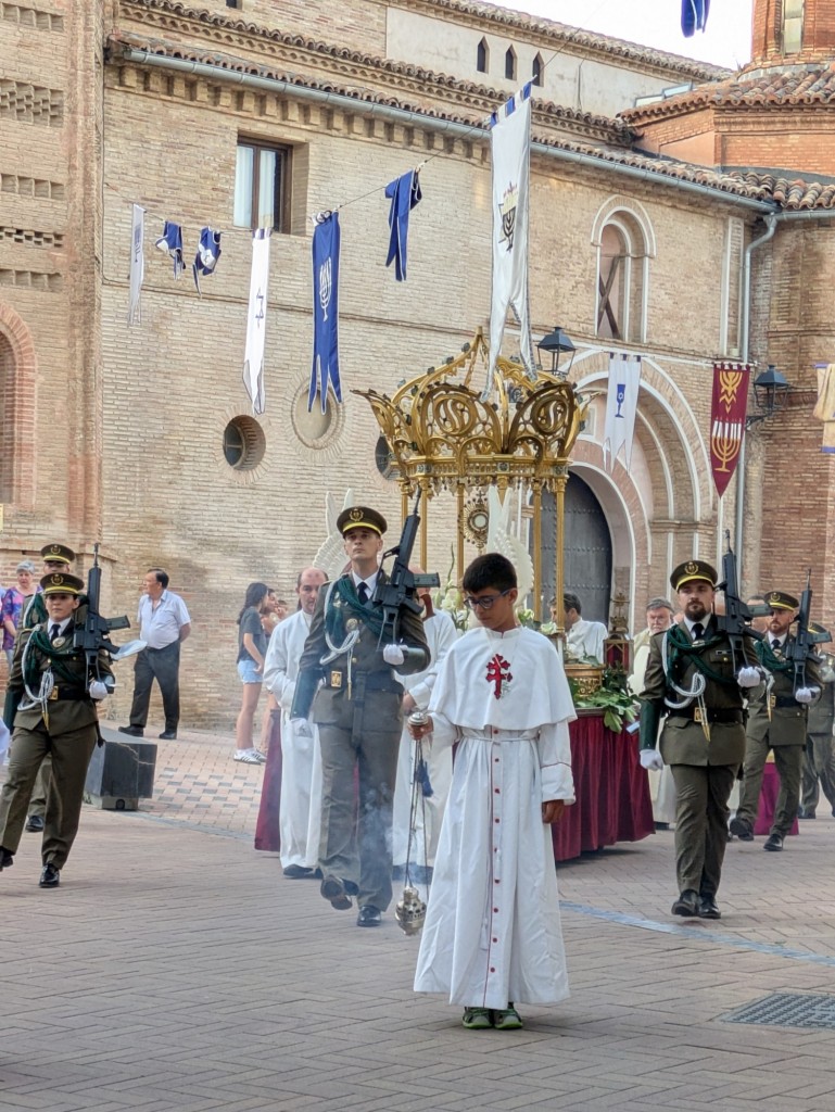 Foto: Procesión del CORPUS CHRISTI 2025 - Calatayud (Zaragoza), España