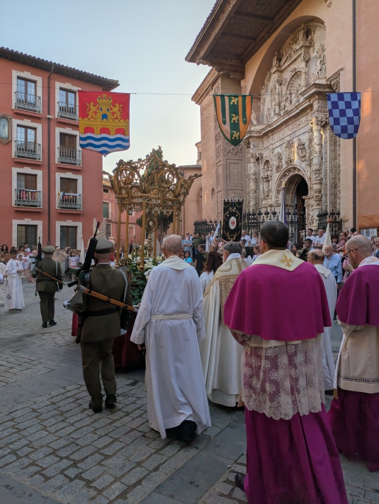 Foto: Procesión del CORPUS CHRISTI 2025 - Calatayud (Zaragoza), España