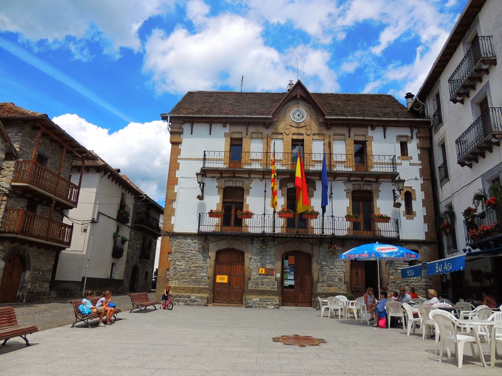 Foto: Plaza Domingo Miral - Ansó (Huesca), España