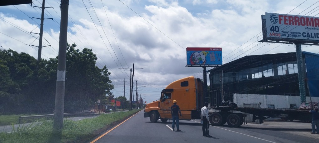 Foto: Maniobrando - Managua, Nicaragua