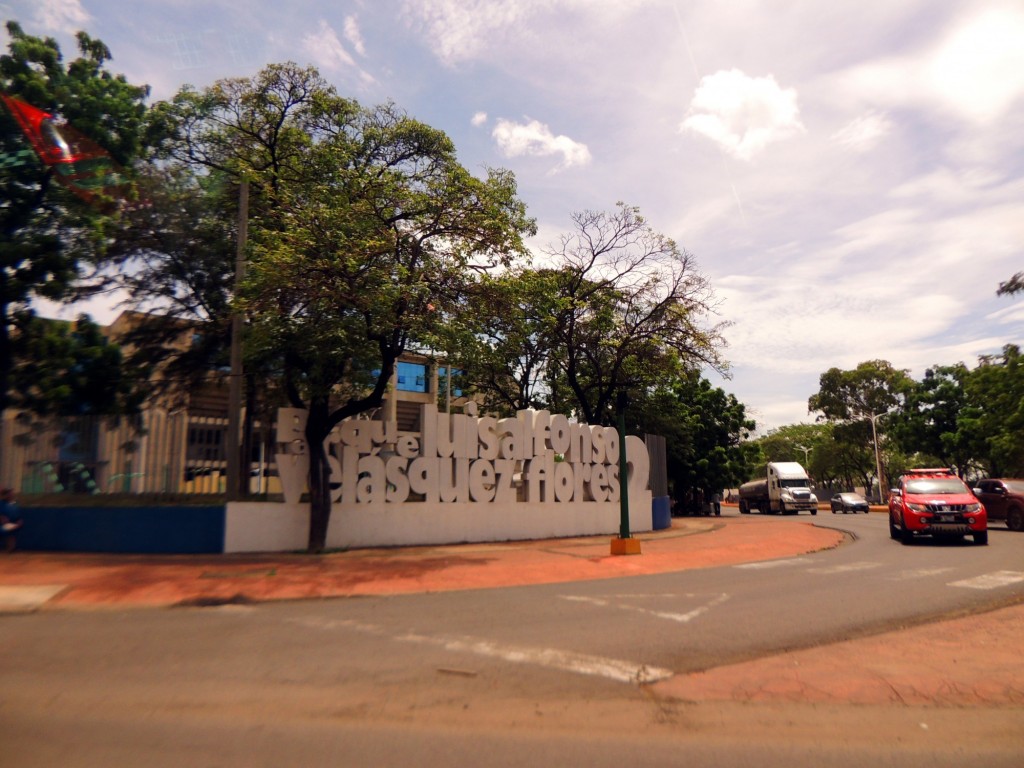 Foto: Avenida Bolivar - Managua, Nicaragua