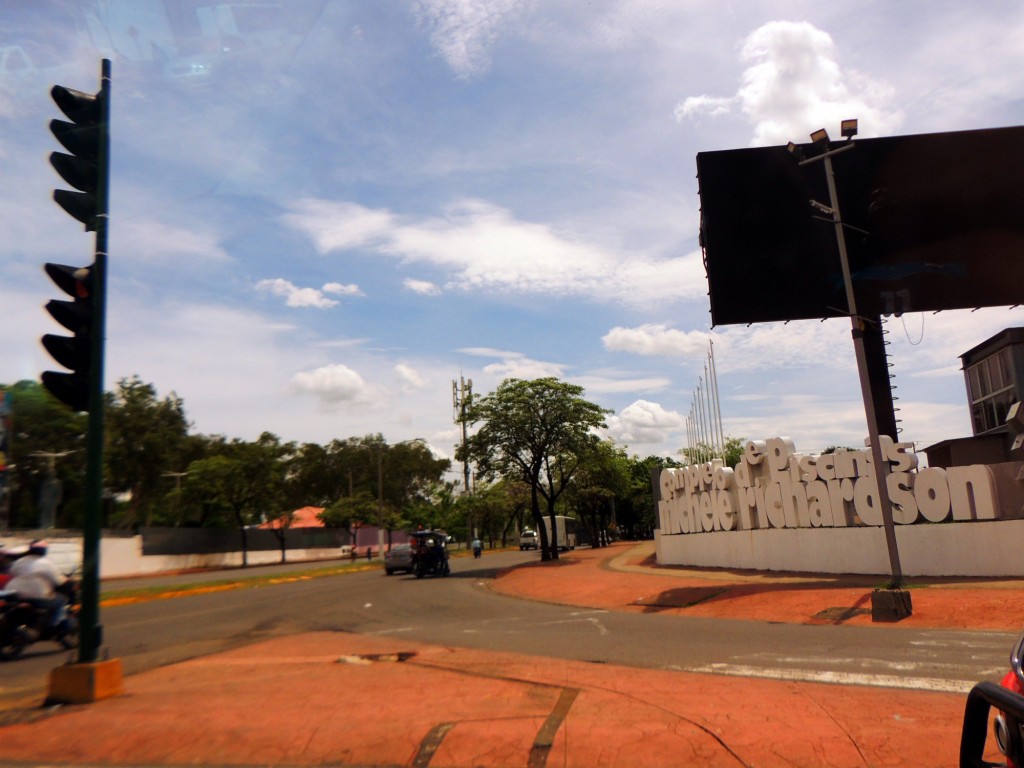 Foto: Avenida Bolivar - Managua, Nicaragua