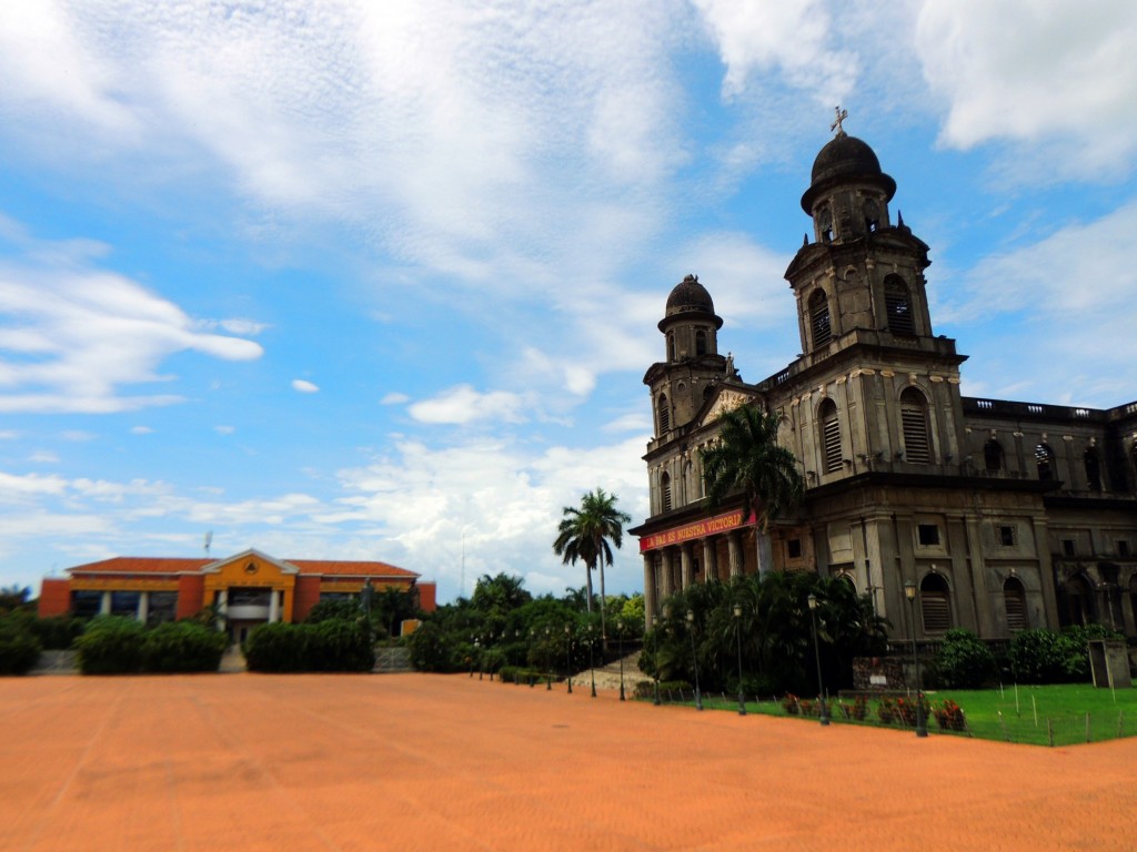 Foto: Antigua Catedral Santiago Apostol - Managua, Nicaragua