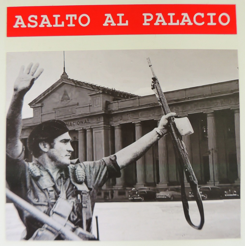 Foto: Foto del asalto al Palacio - Managua, Nicaragua