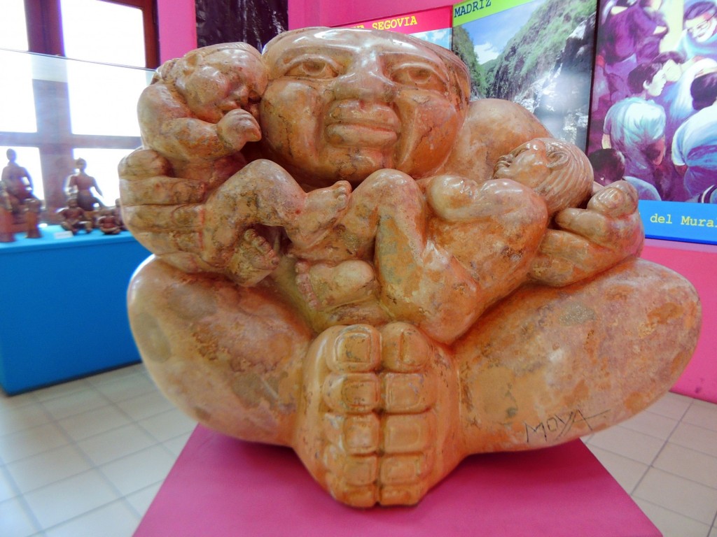 Foto: Escultura en el Museo - Managua, Nicaragua