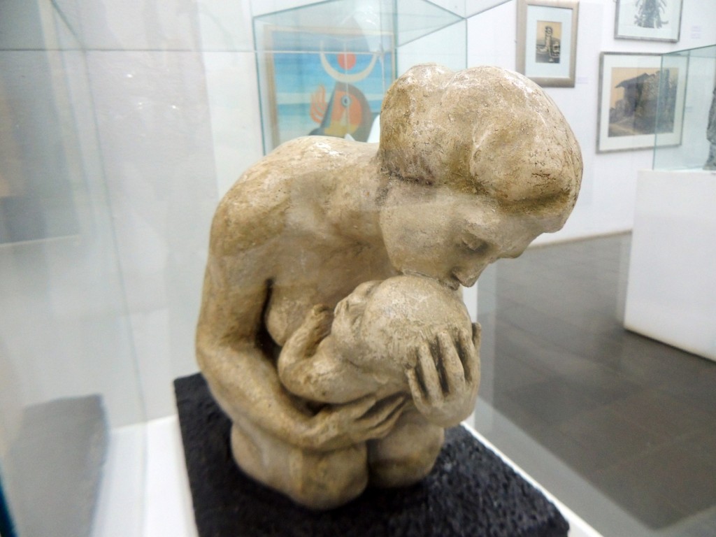 Foto: Maternidad escultórica de Rodrigo Peñalba 1973 - Managua, Nicaragua