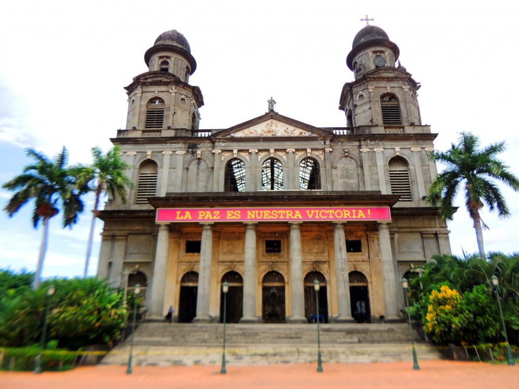 Foto: Antigua Catedral Santiago Apostol - Managua, Nicaragua