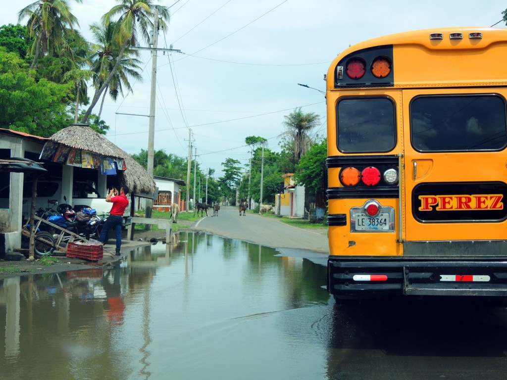 Foto: María Cristina-Carretera León-Peneloya - Playa Peñitas (León), Nicaragua