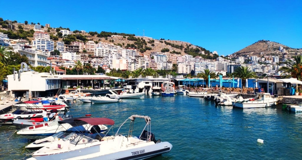 Foto: Bulevardi Hasan Tahsini - Sarandë (Vlorë), Albania