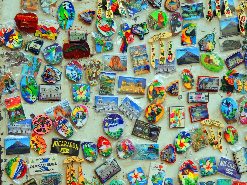 Foto: Imanes recuerdos - León, Nicaragua