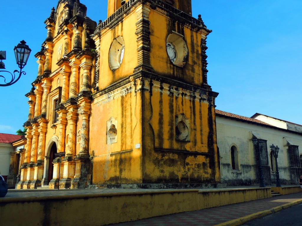 Foto: Parroquia La Recolección - León, Nicaragua