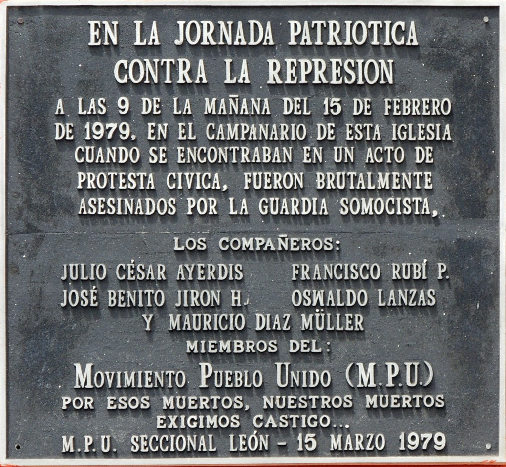 Foto: Placa conmemorativa a los miembros del Movimiento Pueblo Unido - León, Nicaragua