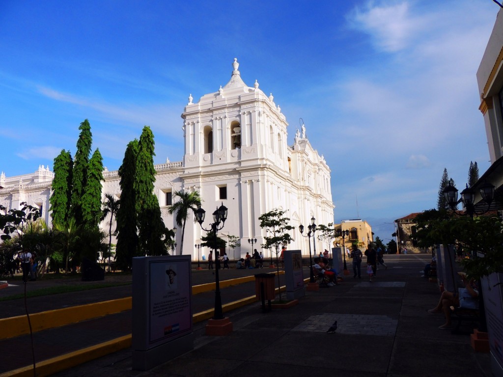 Foto: Basilica Catedral La Asunción 1747 - León, Nicaragua