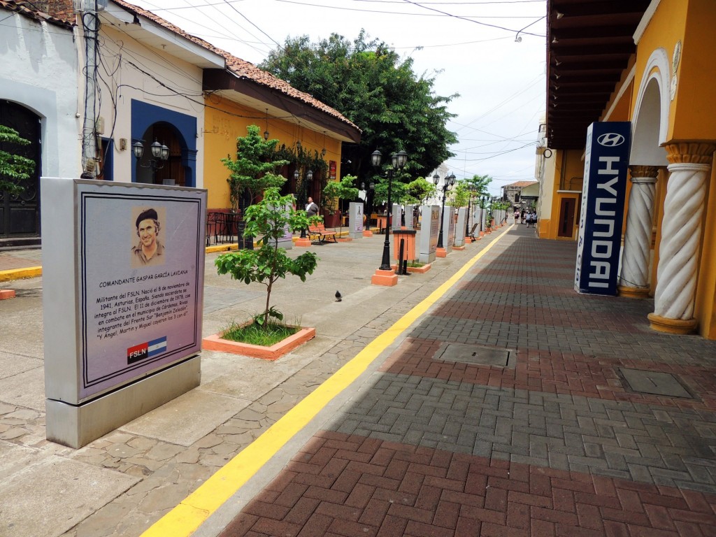 Foto: Avenida Central Norte - León, Nicaragua