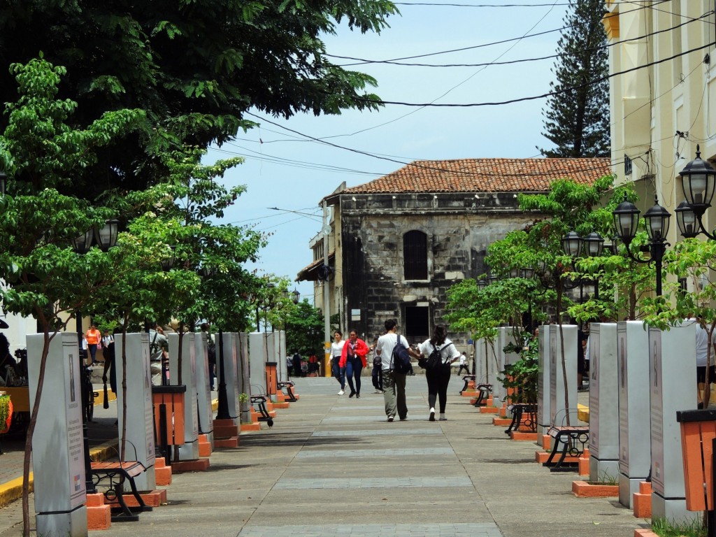 Foto: Avenida Central Norte - León, Nicaragua
