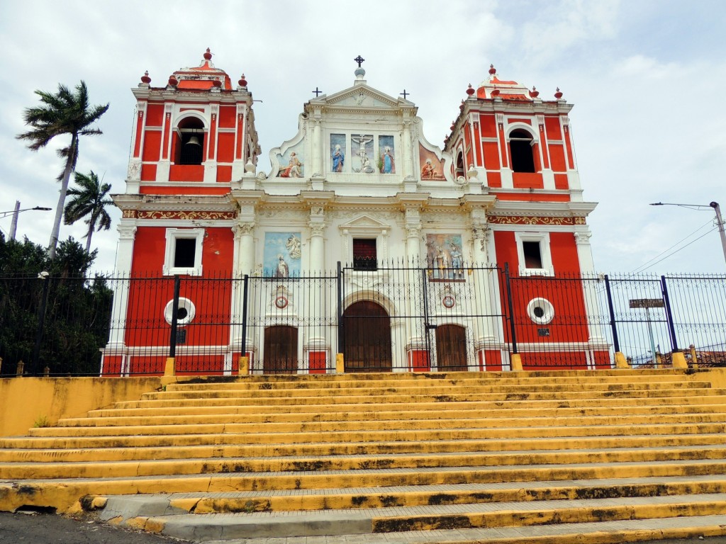 Foto: Iglesia el Calvario - León, Nicaragua