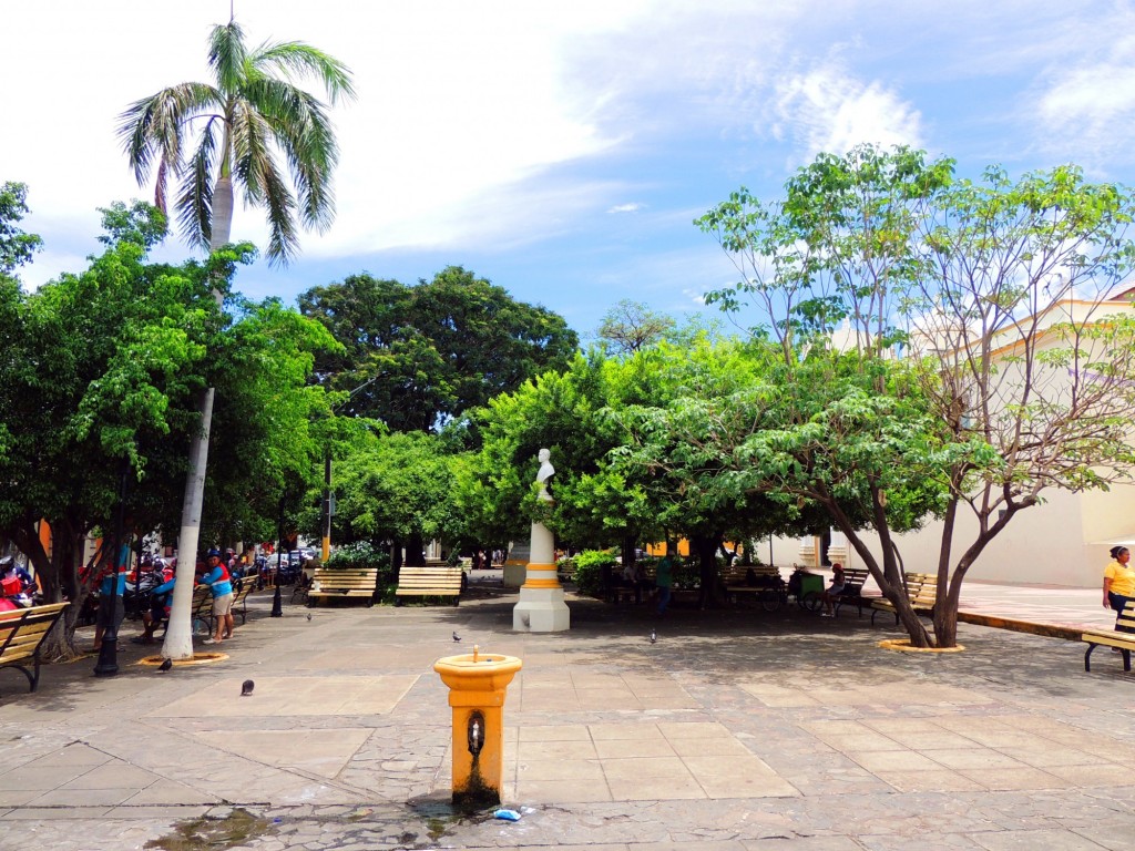 Foto: Parque La Merced - León, Nicaragua