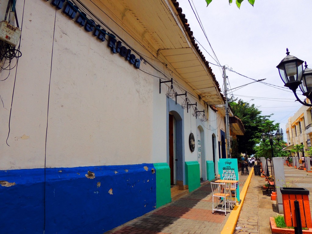Foto: Avenida Central Norte - León, Nicaragua