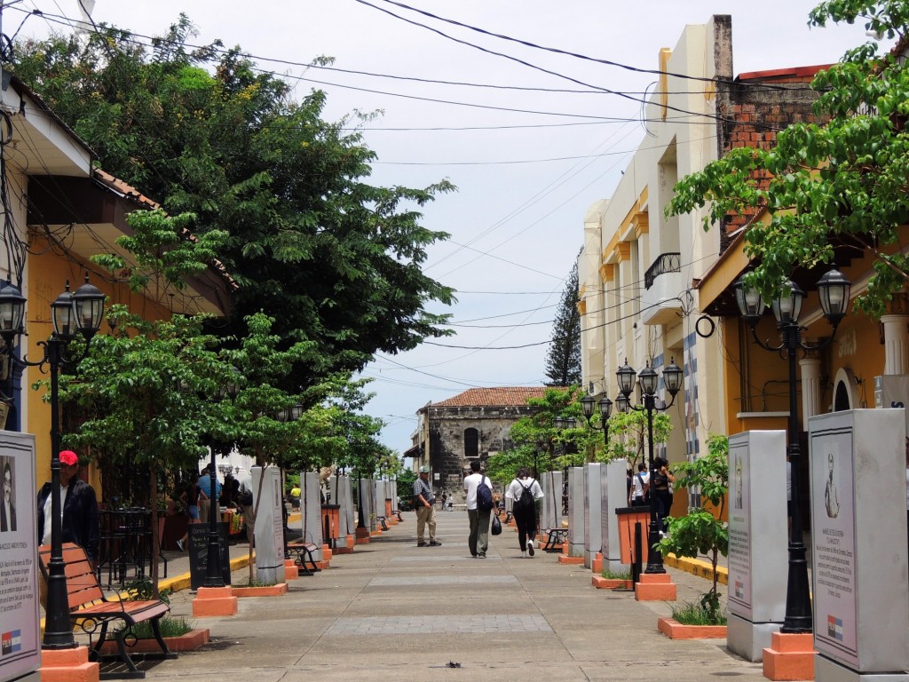 Foto: Avenida Central Norte - León, Nicaragua