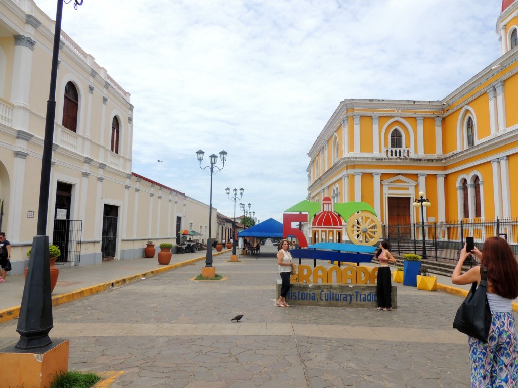 Foto: Plaza de la Catedral - Granada, Nicaragua