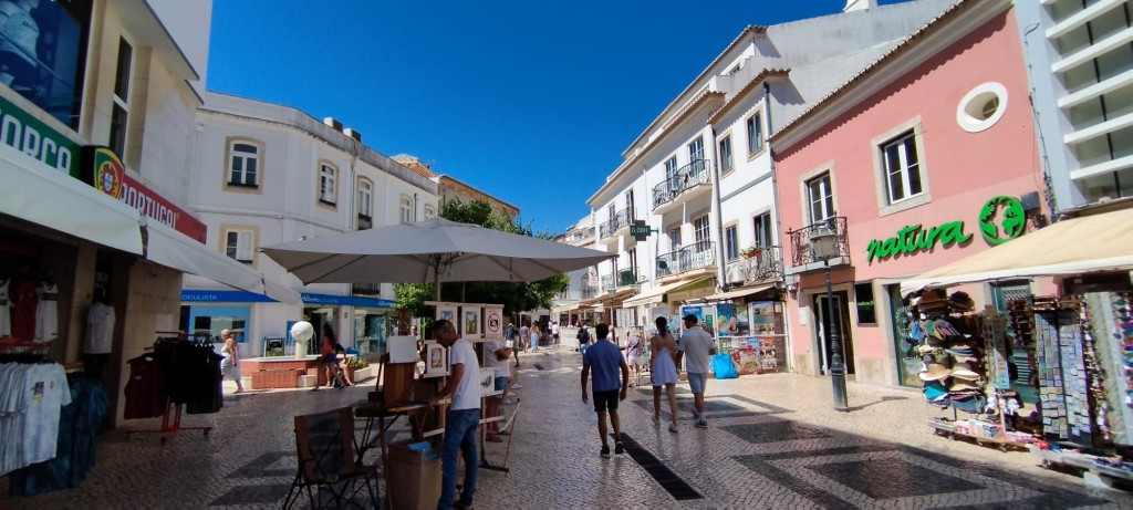 Foto: Calle R.Garrett - Lagos, Portugal