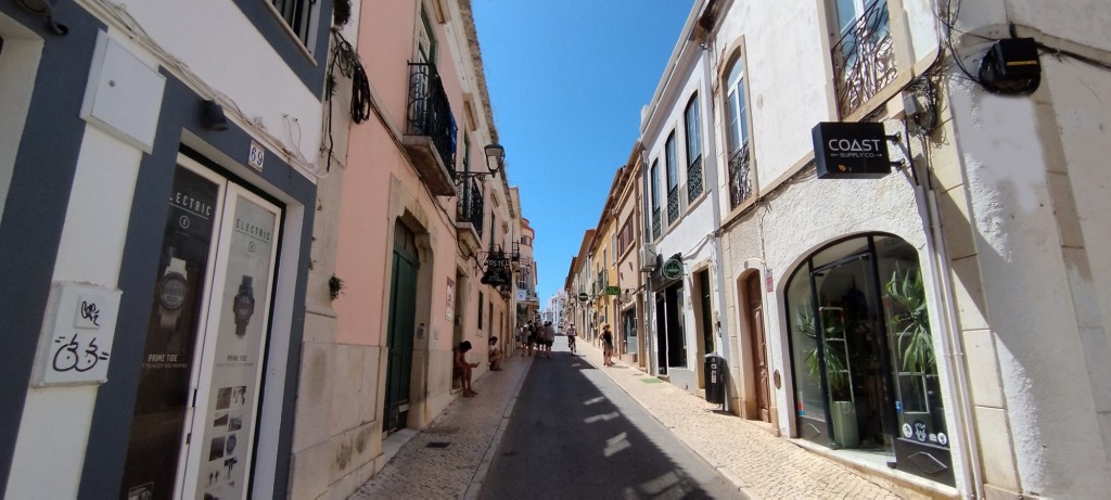Foto: Rua Cándido dos Reis - Lagos, Portugal