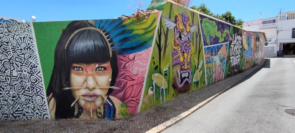 Foto: Murales de Cotovelo - Lagos, Portugal