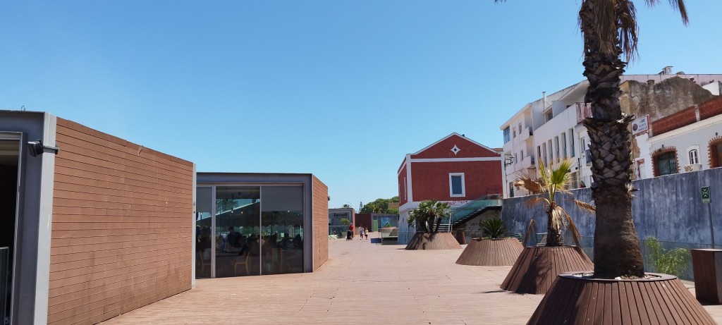 Foto: Rua da Barroca - Lagos, Portugal