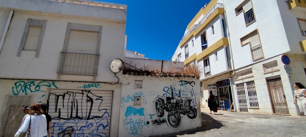 Foto: Rua Mendoça Pessanha - Lagos, Portugal