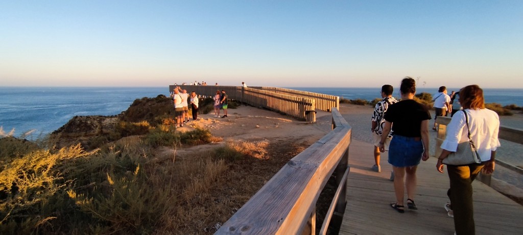 Foto: Paseando por las pasarelas - Lagos, Portugal