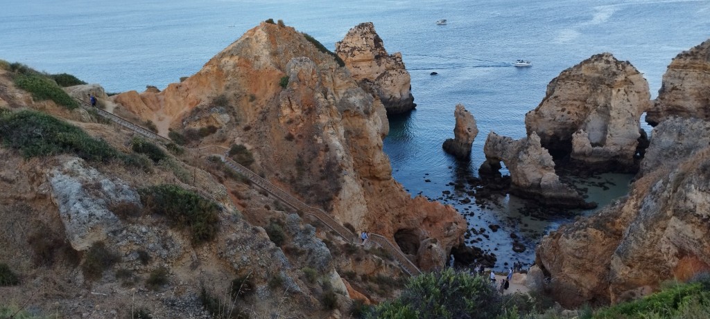 Foto: Las escaleras de la Praia do Camilo - Lagos, Portugal