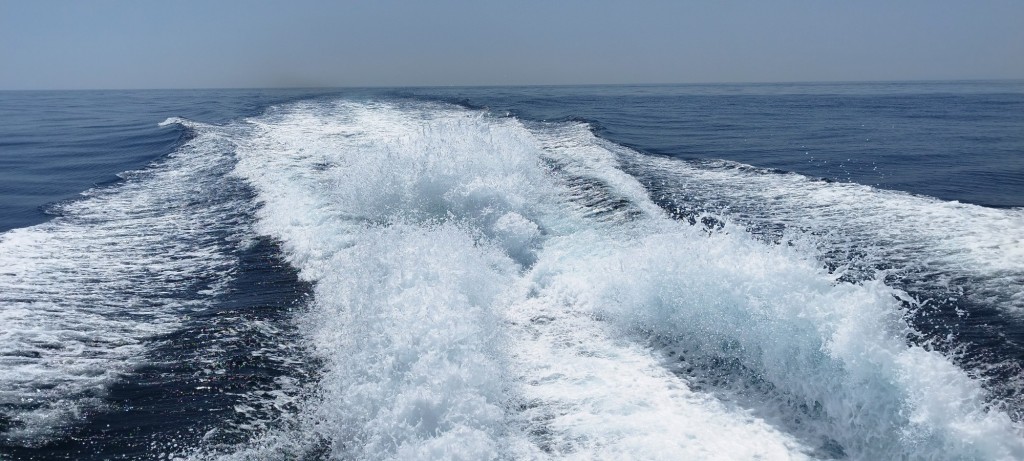 Foto: La estela demuestra la velocidad - Lagos, Portugal
