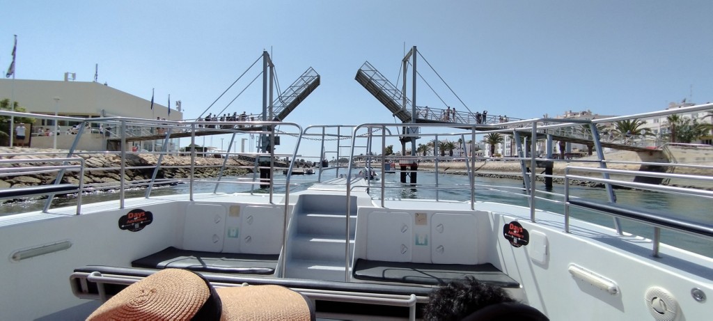 Foto: Abriendo el puente para poder pasar - Lagos, Portugal